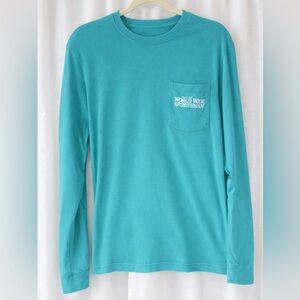 World Wide Sportsman long-sleeve pocket t-shirt in a teal/aqua color. Sz Small